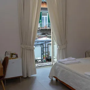 “a Piazzetta” Neapol